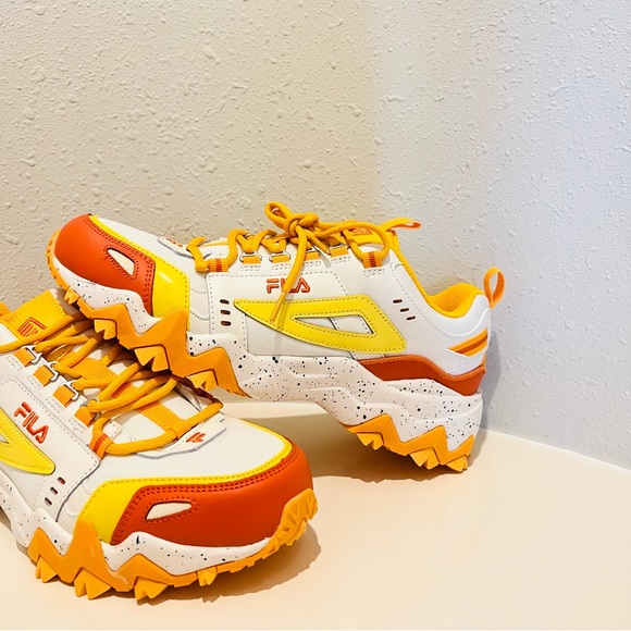 Fila Oakmount Trainer Women’s Low Top Orange Sneakers/Sz:11/NWT - Picture 4 of 16